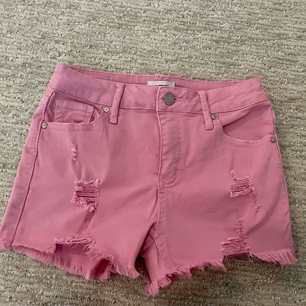 Bubble gum pink RSQ shorts, like new, perfect for a stylish summer!